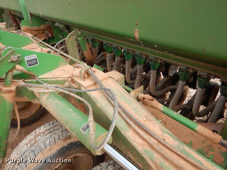 image for item KQ9631 John Deere 455  grain drill