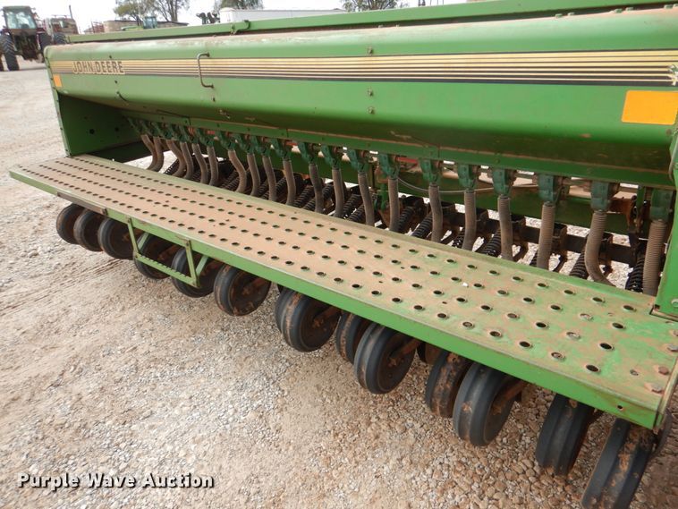 image for item KQ9631 John Deere 455  grain drill