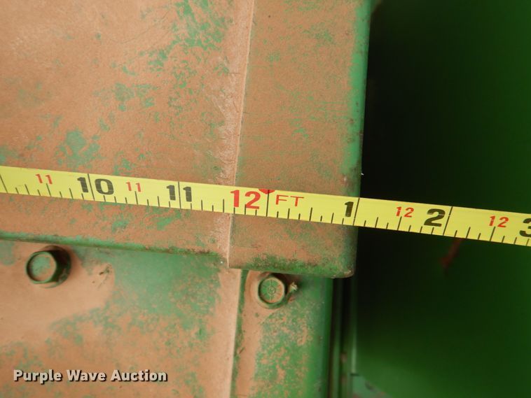 image for item KQ9631 John Deere 455  grain drill