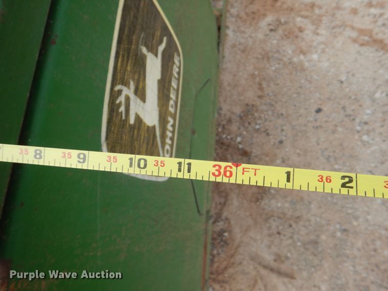 image for item KQ9631 John Deere 455  grain drill