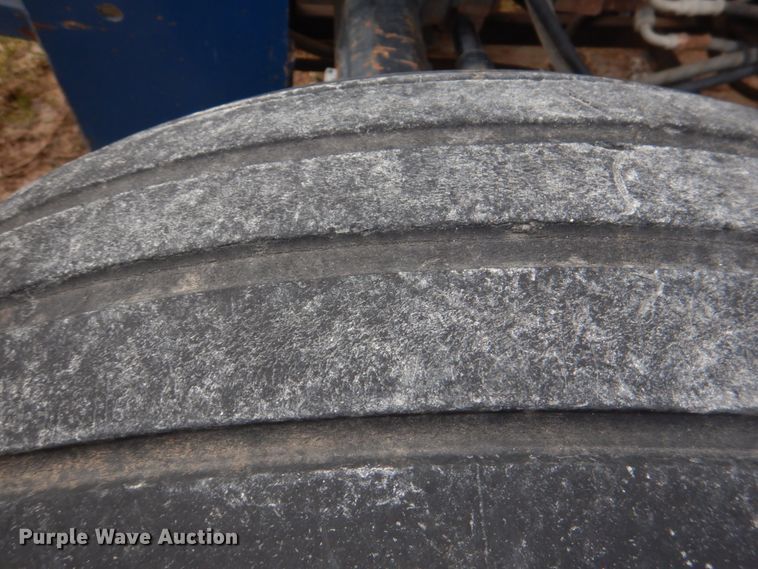 image for item KQ9632 Brouwer 1570 Stack IT  sod harvester