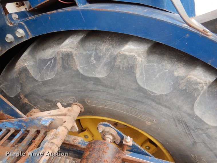 image for item KQ9632 Brouwer 1570 Stack IT  sod harvester