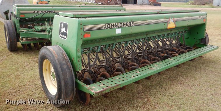 image for item KQ9638 John Deere 450  grain drill