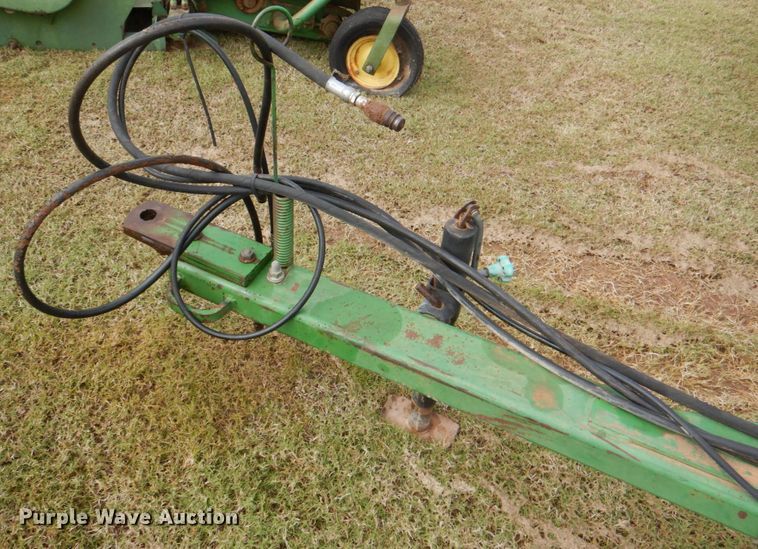 image for item KQ9638 John Deere 450  grain drill