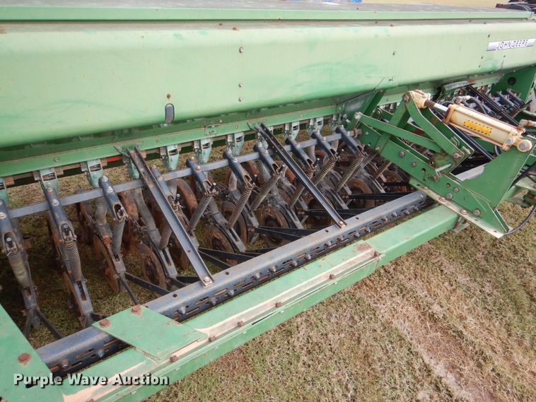 image for item KQ9638 John Deere 450  grain drill