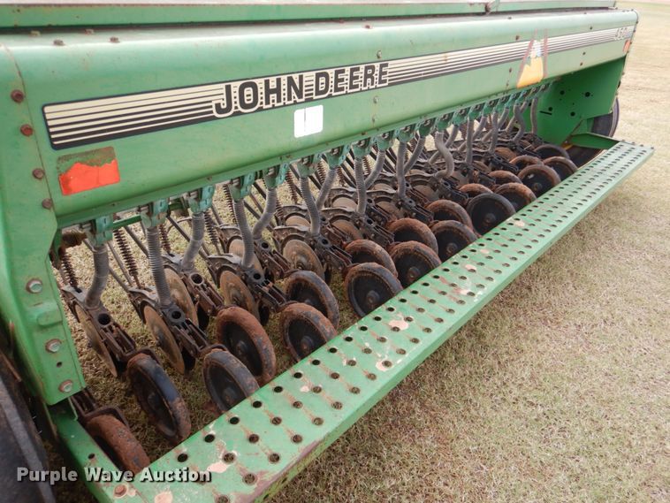 image for item KQ9638 John Deere 450  grain drill