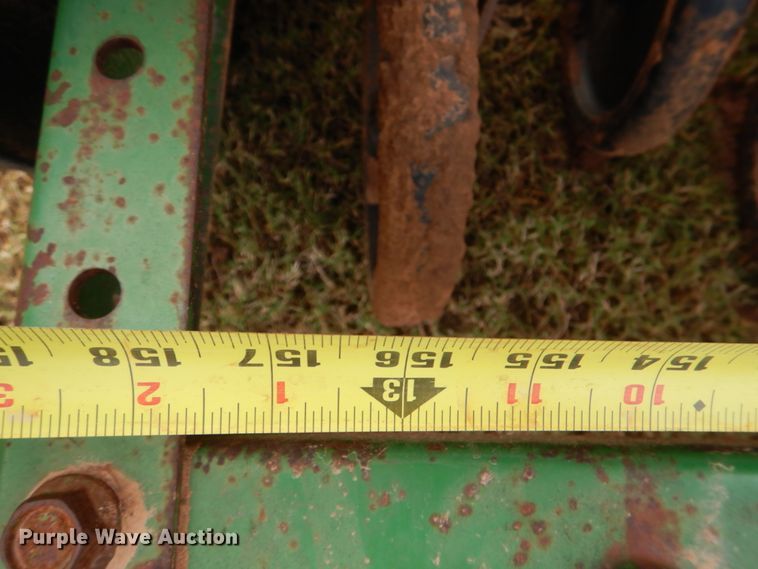 image for item KQ9638 John Deere 450  grain drill