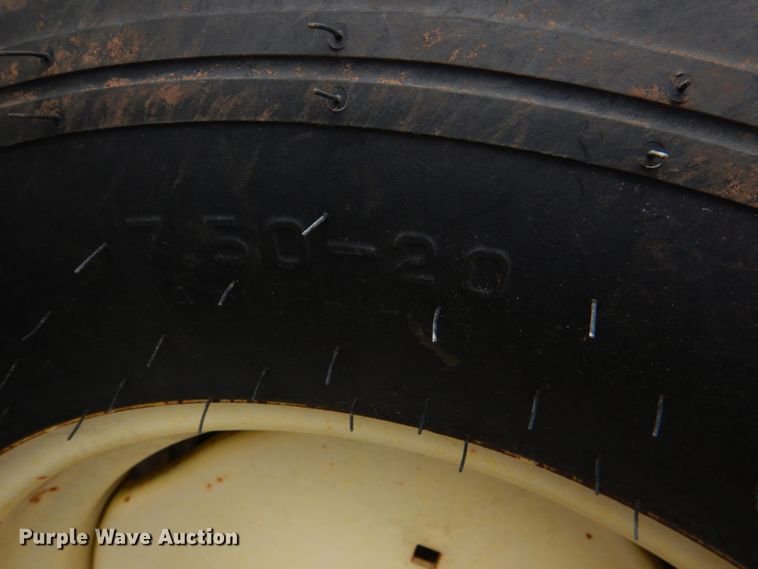 image for item KQ9638 John Deere 450  grain drill