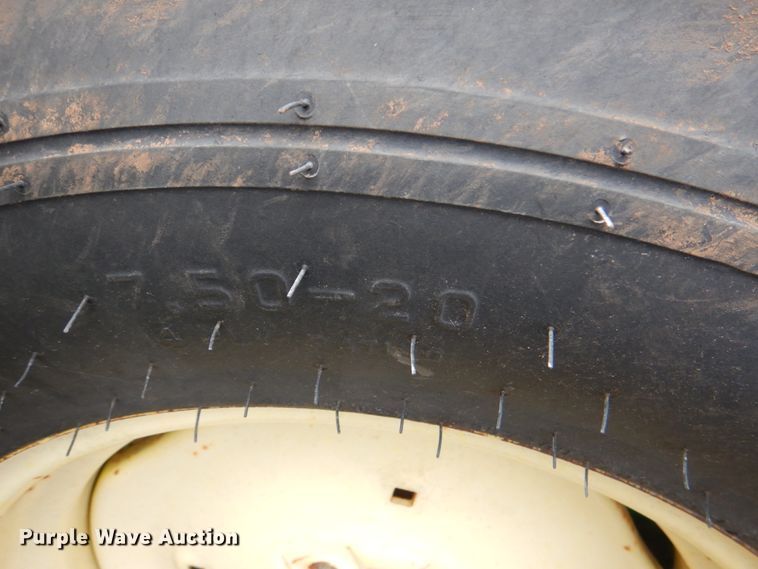 image for item KQ9638 John Deere 450  grain drill