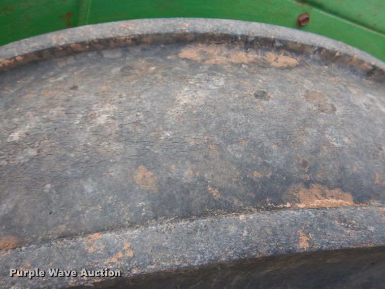 image for item KQ9638 John Deere 450  grain drill