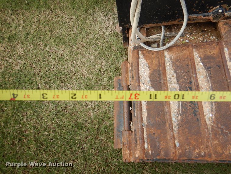 image for item KQ9641 1988 Trail King 1551-4500  lowboy equipment trailer