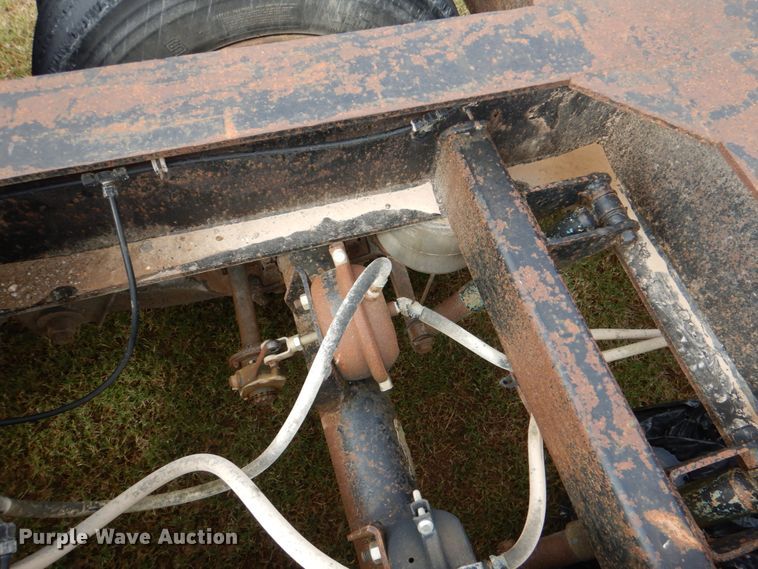 image for item KQ9641 1988 Trail King 1551-4500  lowboy equipment trailer