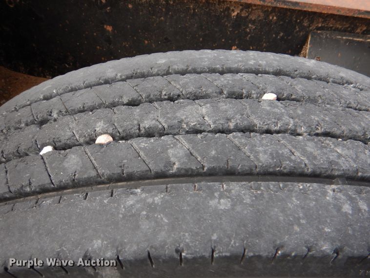 image for item KQ9641 1988 Trail King 1551-4500  lowboy equipment trailer