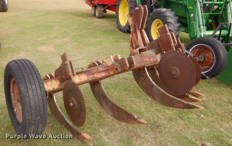 image for item KQ9645 V-ripper