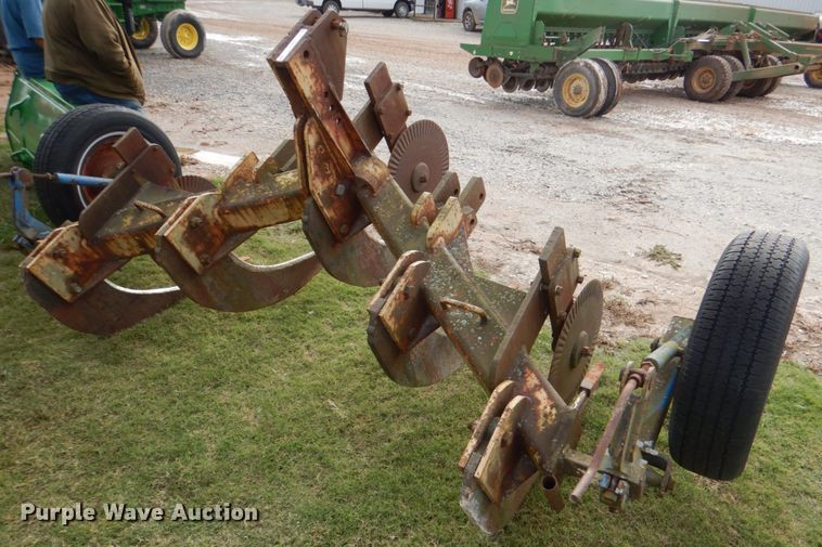 image for item KQ9645 V-ripper