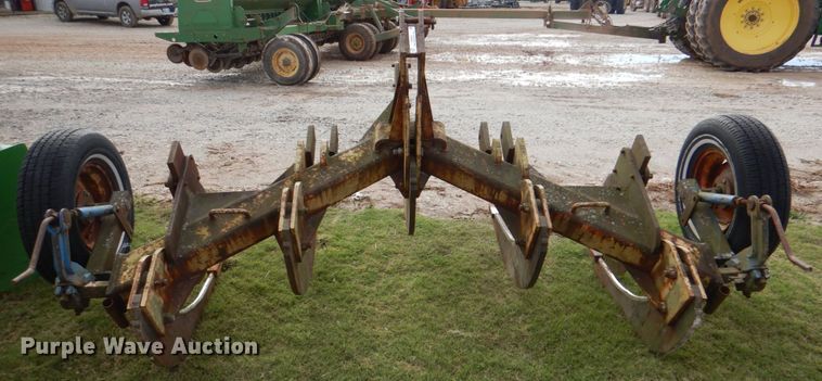 image for item KQ9645 V-ripper