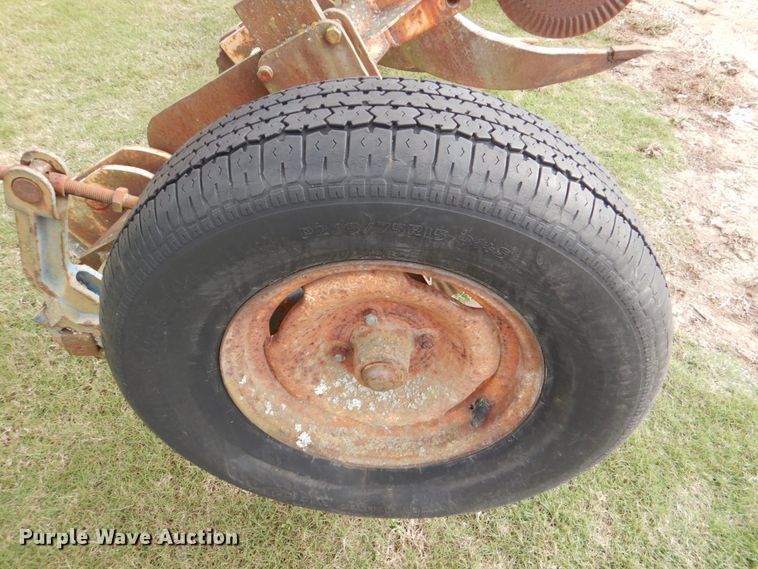 image for item KQ9645 V-ripper