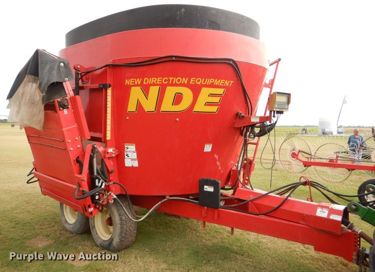 image for item KQ9646 New Direction 1652  feed mixer