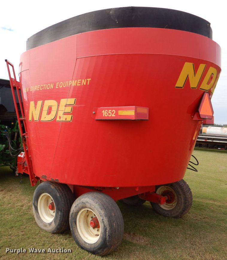 image for item KQ9646 New Direction 1652  feed mixer