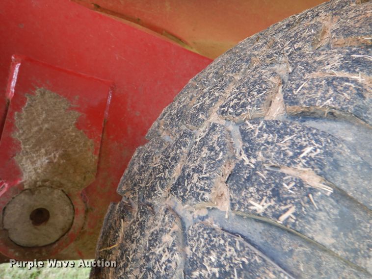 image for item KQ9646 New Direction 1652  feed mixer