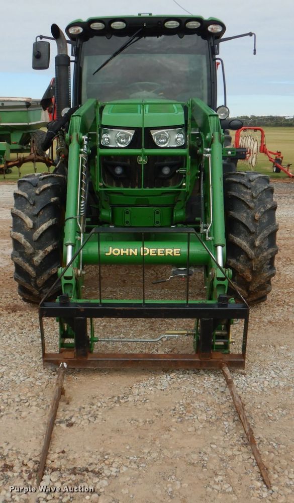 image for item KQ9647 2015 John Deere 6125R  MFWD tractor