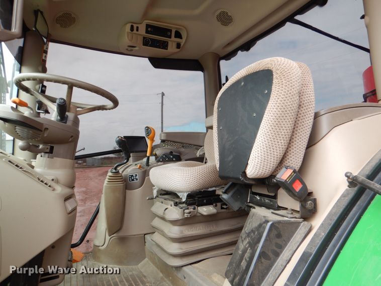 image for item KQ9647 2015 John Deere 6125R  MFWD tractor