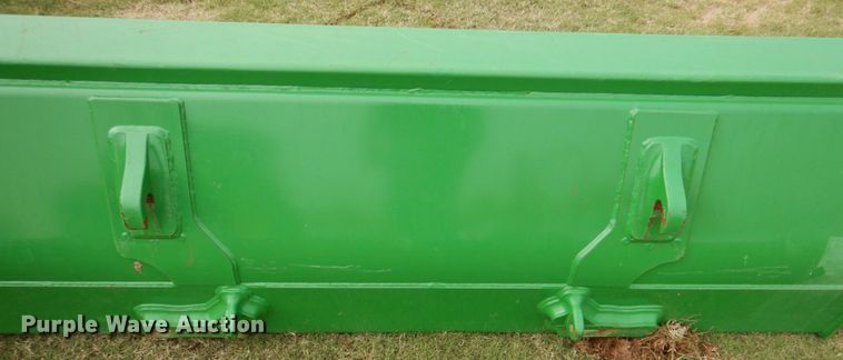 image for item KQ9647 2015 John Deere 6125R  MFWD tractor