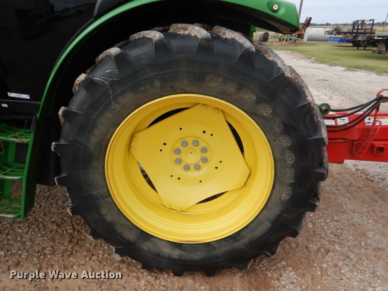 image for item KQ9647 2015 John Deere 6125R  MFWD tractor