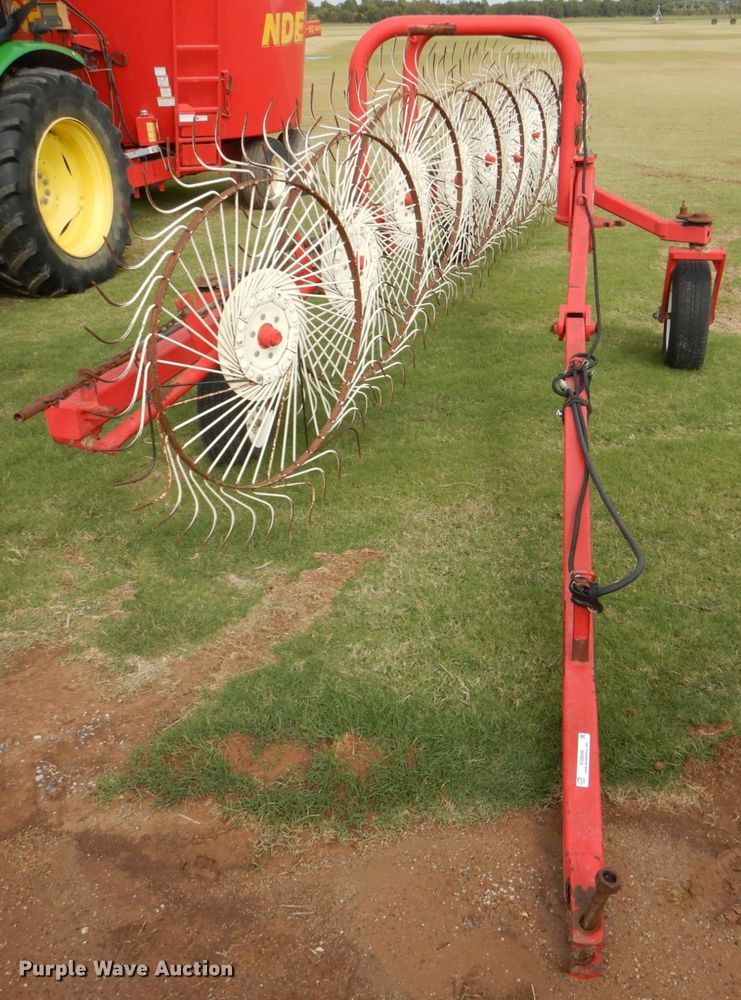 image for item KQ9648 Enoagricola Rossi RT79  hay rake