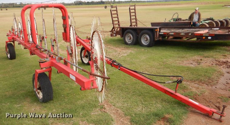 image for item KQ9648 Enoagricola Rossi RT79  hay rake