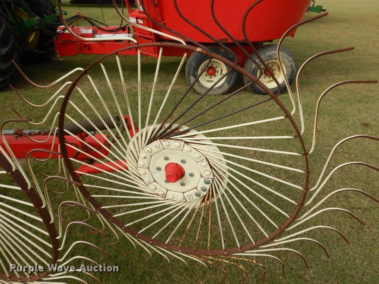 image for item KQ9648 Enoagricola Rossi RT79  hay rake