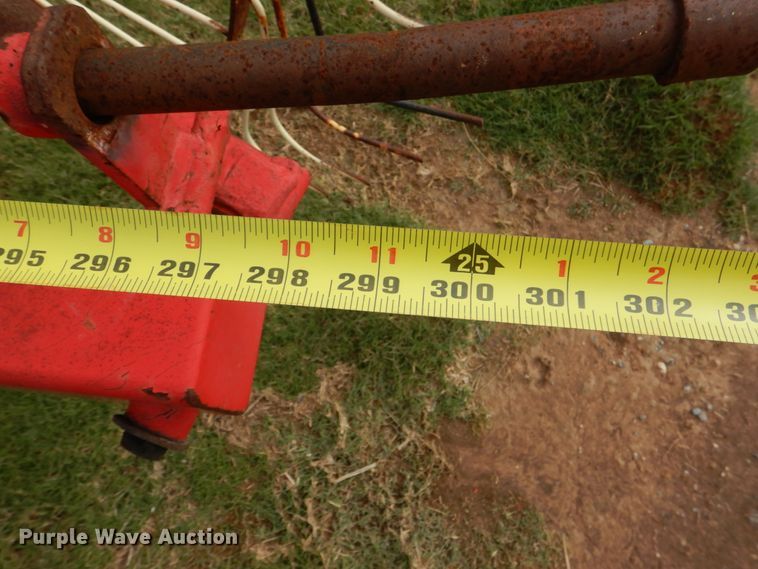 image for item KQ9648 Enoagricola Rossi RT79  hay rake