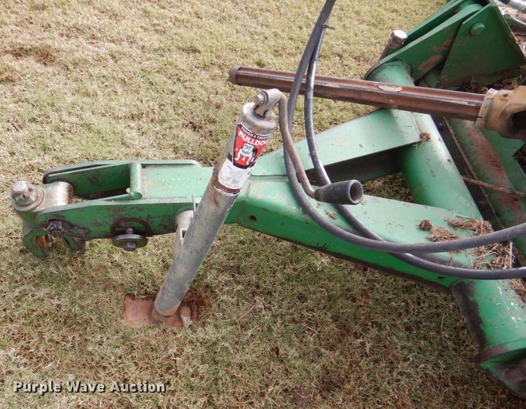 image for item KQ9652 John Deere 1518  batwing rotary mower