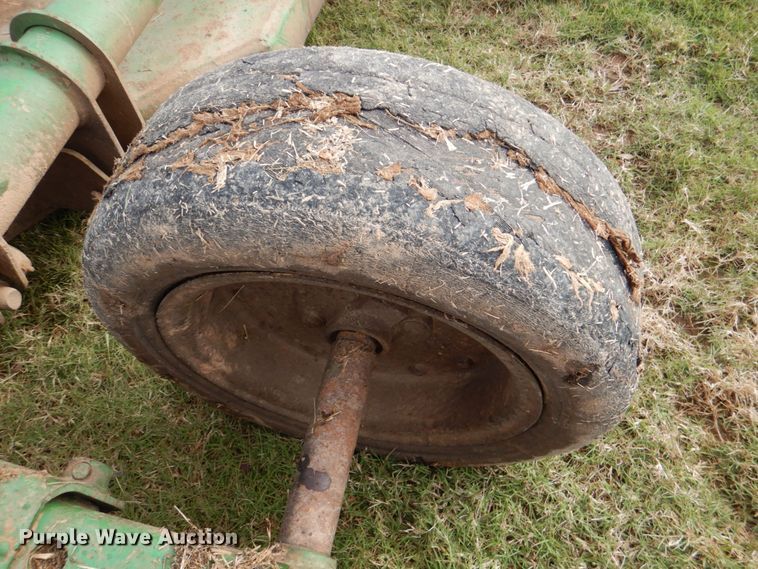 image for item KQ9652 John Deere 1518  batwing rotary mower