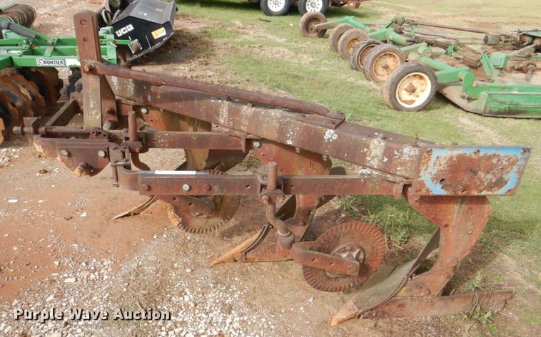 image for item KQ9656 Three bottom plow