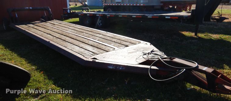 image for item KY9566 Muv-All 416E  implement trailer