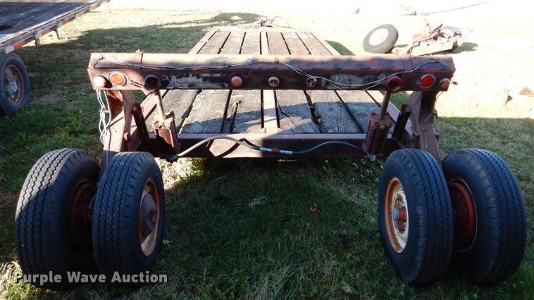 image for item KY9566 Muv-All 416E  implement trailer