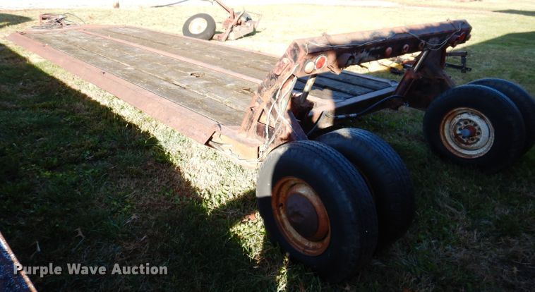 image for item KY9566 Muv-All 416E  implement trailer