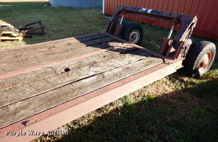 image for item KY9566 Muv-All 416E  implement trailer