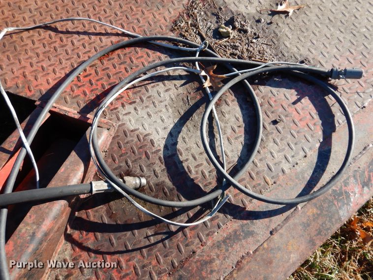 image for item KY9566 Muv-All 416E  implement trailer