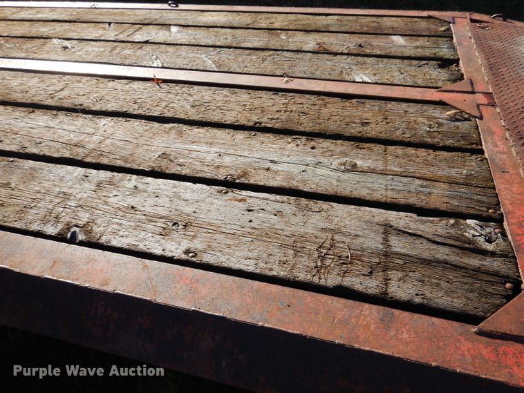 image for item KY9566 Muv-All 416E  implement trailer