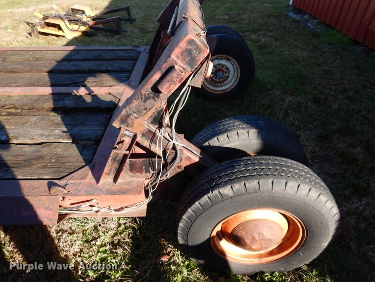 image for item KY9566 Muv-All 416E  implement trailer