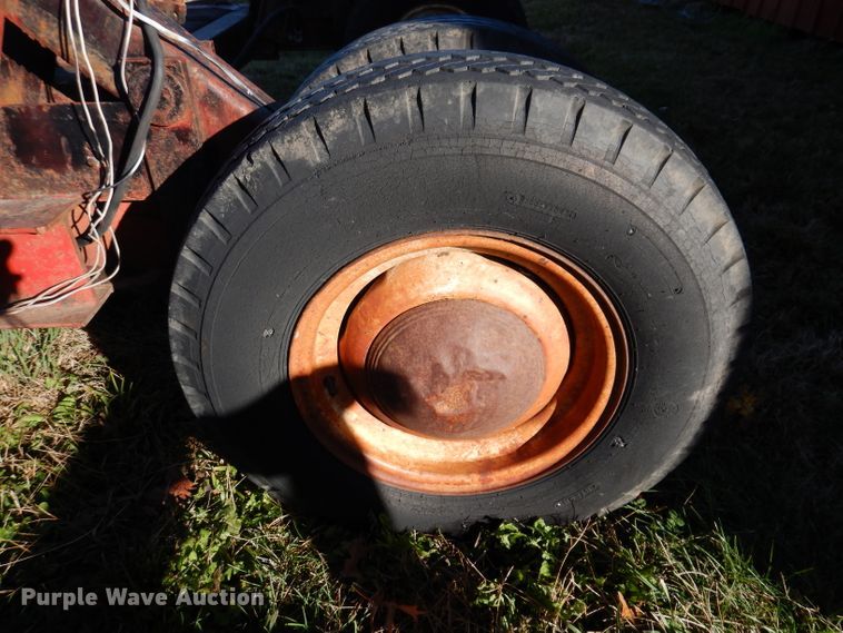 image for item KY9566 Muv-All 416E  implement trailer