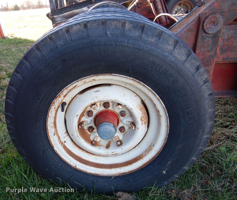 image for item KY9566 Muv-All 416E  implement trailer