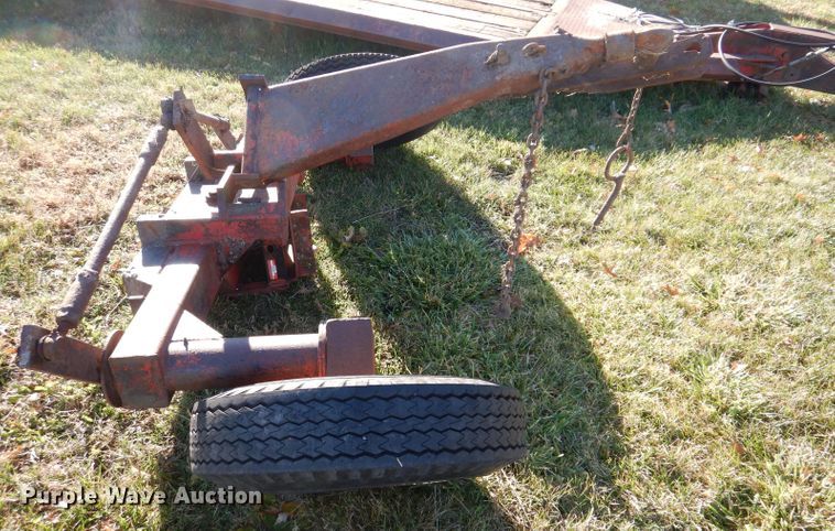 image for item KY9566 Muv-All 416E  implement trailer