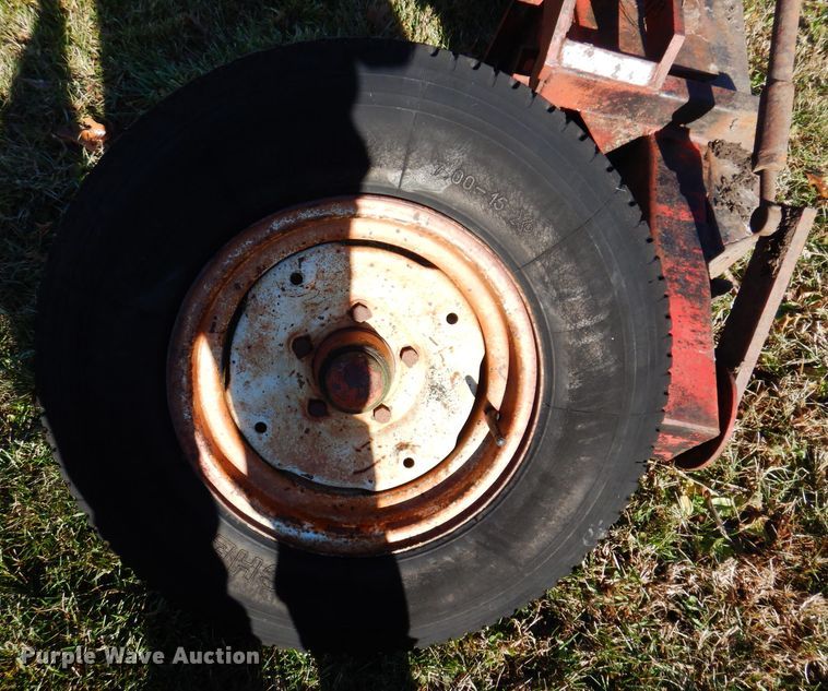 image for item KY9566 Muv-All 416E  implement trailer