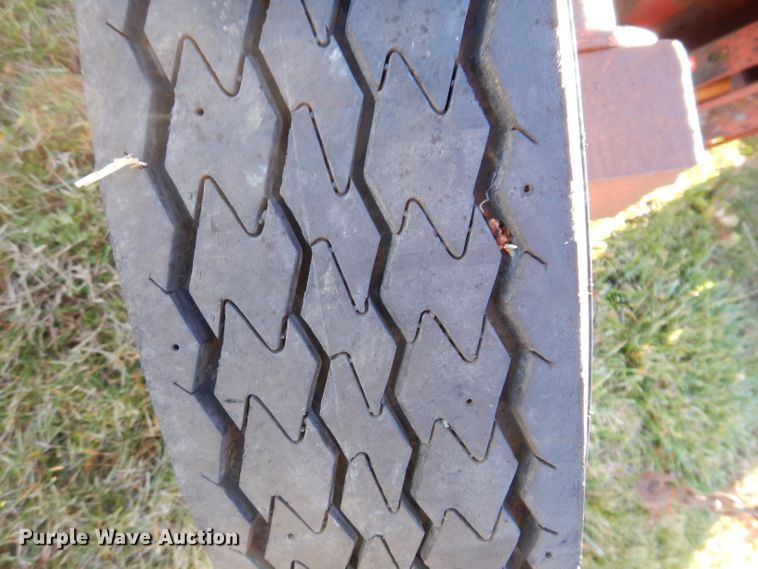 image for item KY9566 Muv-All 416E  implement trailer