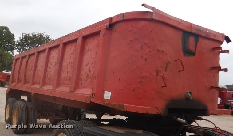 image for item DA5487 1993 Hilbilt  end dump trailer