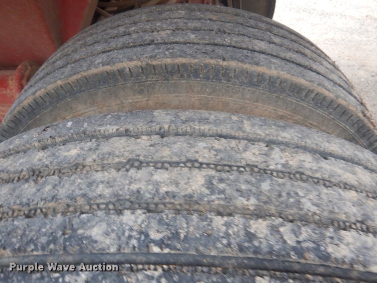 image for item DA5487 1993 Hilbilt  end dump trailer