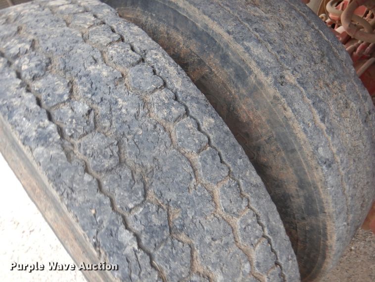 image for item DA5487 1993 Hilbilt  end dump trailer